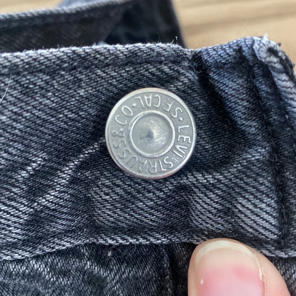 Levi’s High Rise Button Fly Cut-off Jean Shorts • Daisy Dukes • 26 - Picture 10 of 10